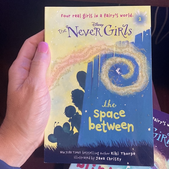 4 excellent books - Picture 3 of 5